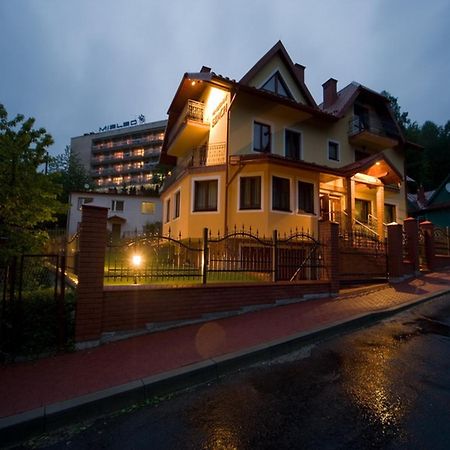 Pensjonat Szach Krynica Zdroj Exterior photo